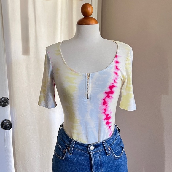 Guess Zip Front Tie Dye Bodysuit - Picture 1 of 3
